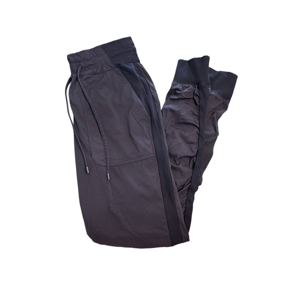 Lululemon Dance Studio Mid-Rise Black Joggers, Full Length 28” | Size 4